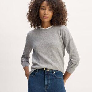 Everlane The Classic Crew Neck Sweater 100% Cashmere Quiet Luxury - Small